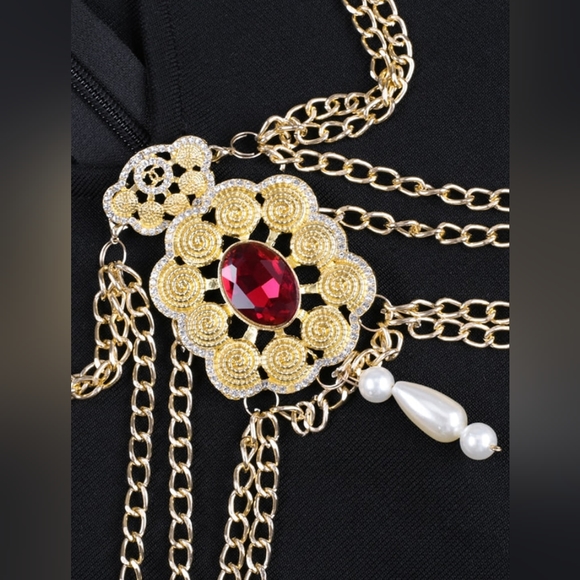 Luxury Bandage Chain Detail Maxi Dress - Picture 13 of 15